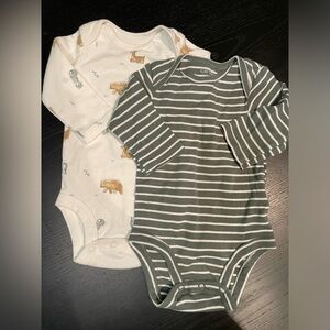 Carter’s 3 month long sleeve body suits